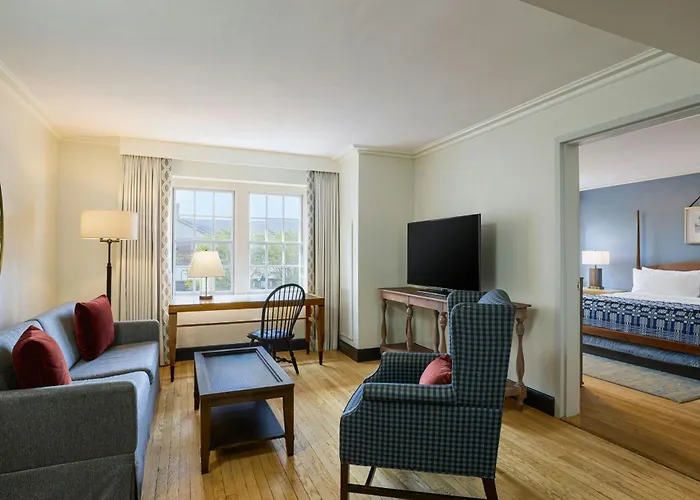 Williamsburg Lodge, Autograph Collection